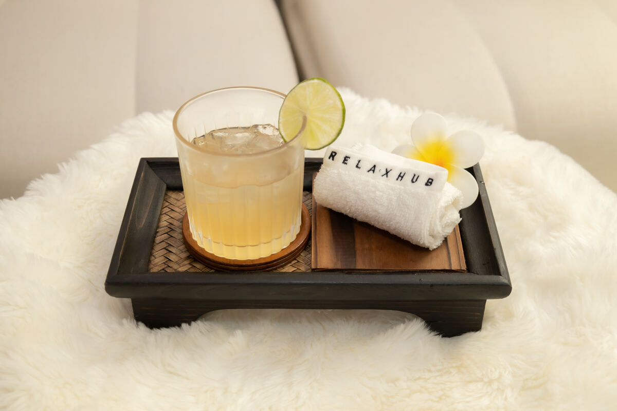 ชาและของว่างหลังนวด — aftercare tea tray
